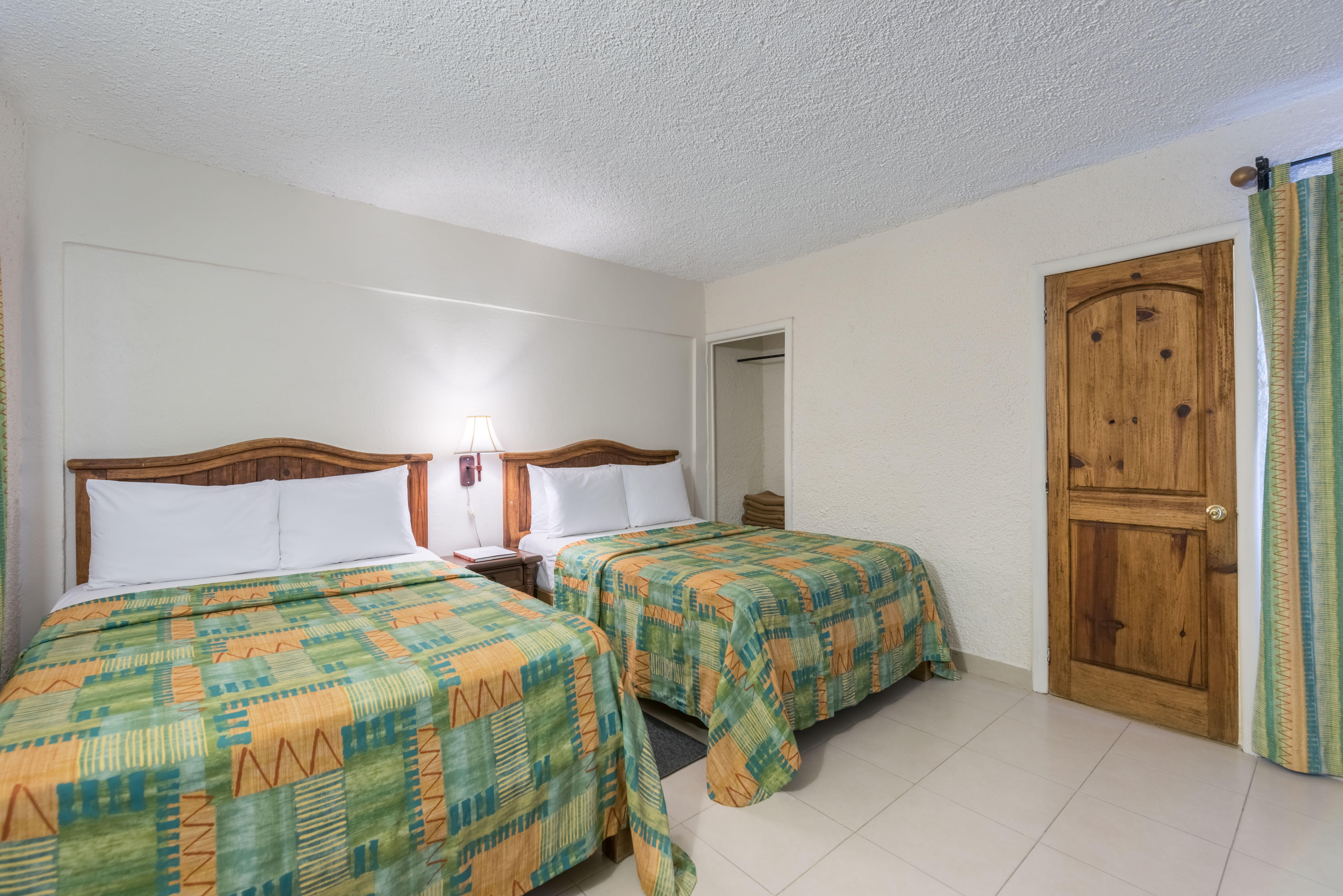 Abadia Plaza Hotel