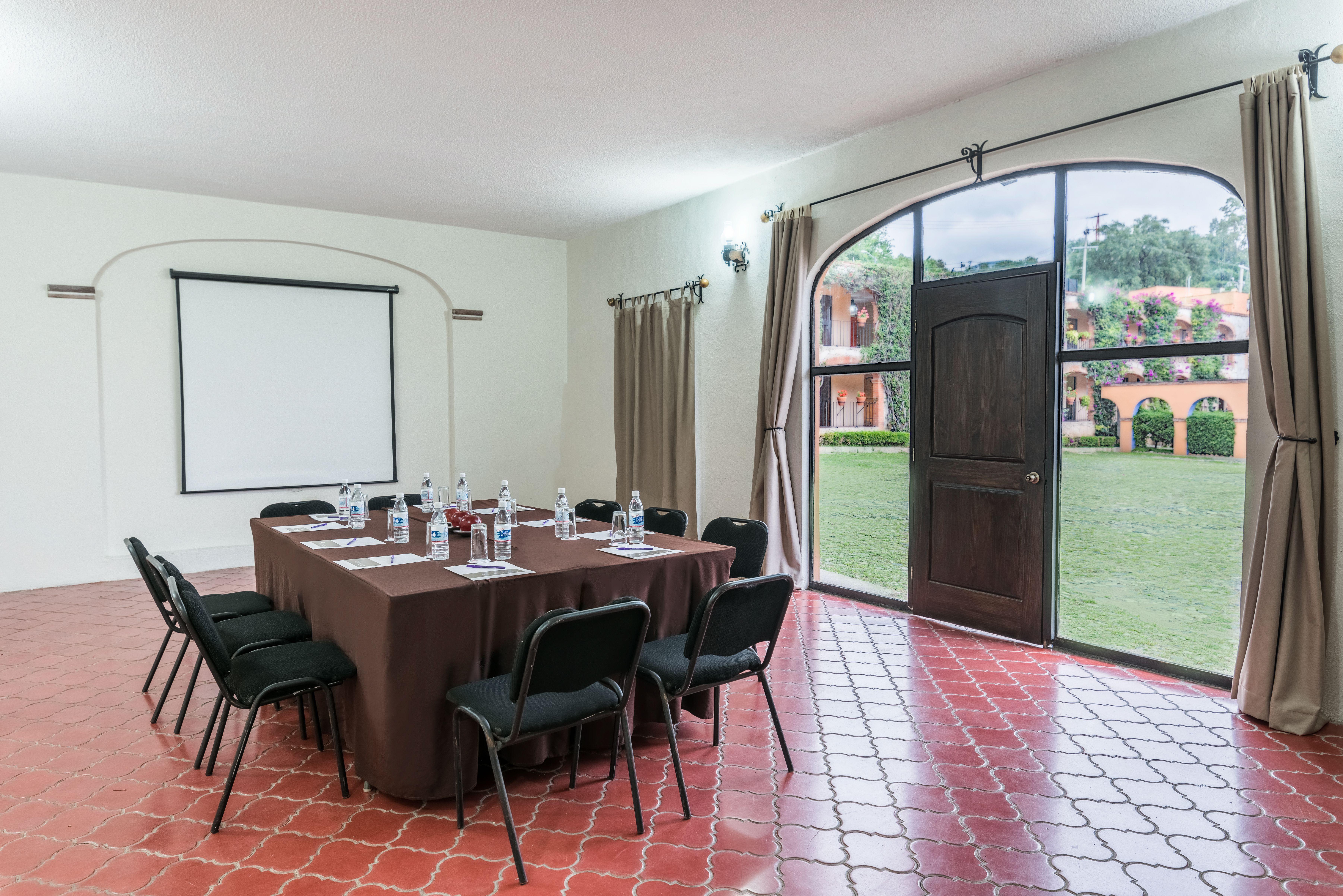 Abadia Plaza Hotel